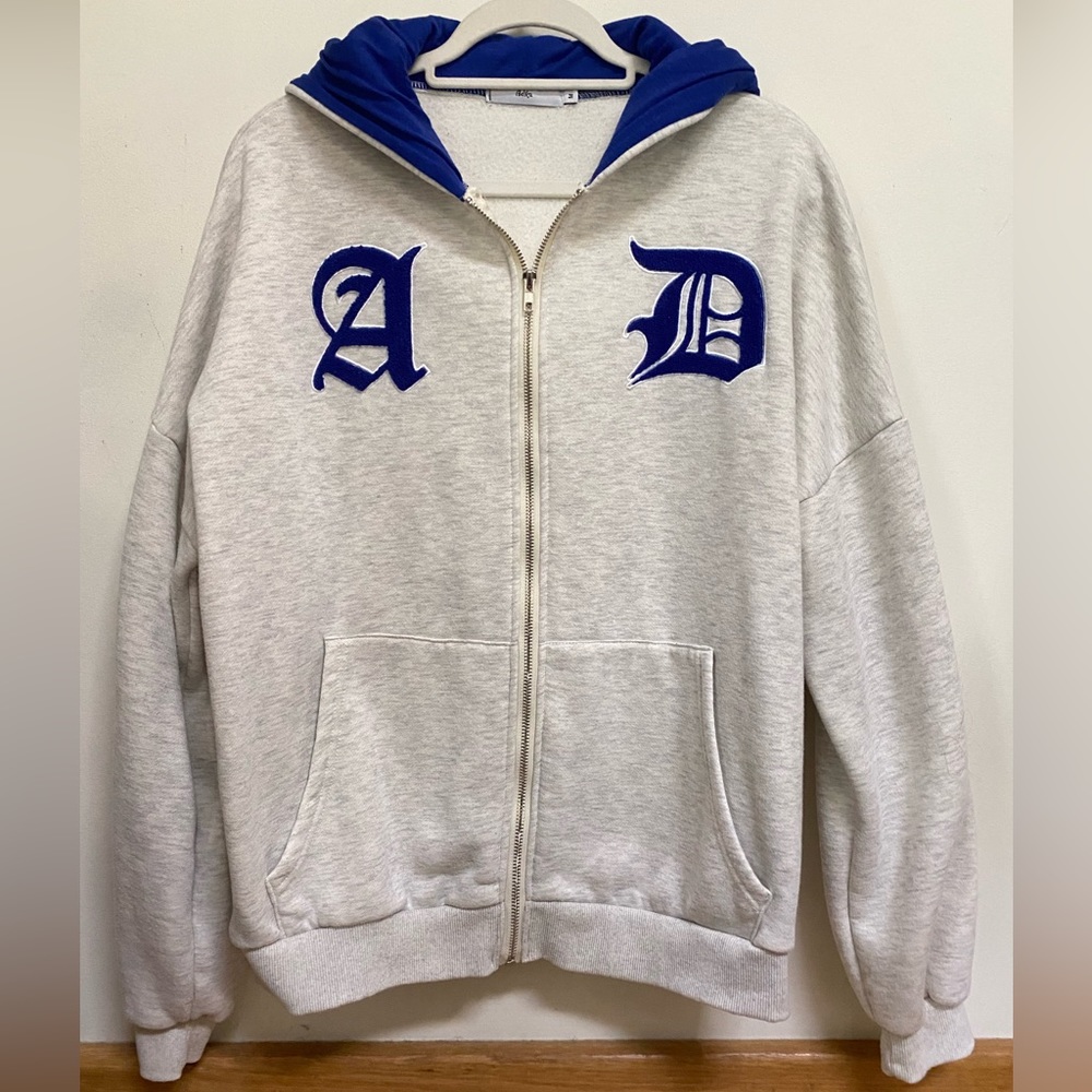 Adika Zip Up Hoodie 🫐💙